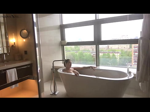 ❤️ Gagică imensă care își masturbează cu pasiune păsărica în baie ❤️  at us ❌️